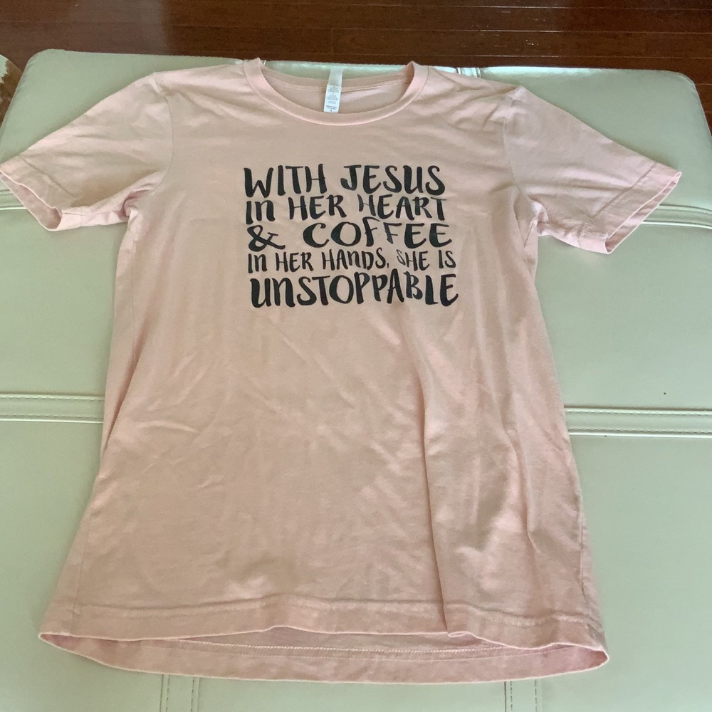 Peach Colored Jesus t-shirt‎ size Small
